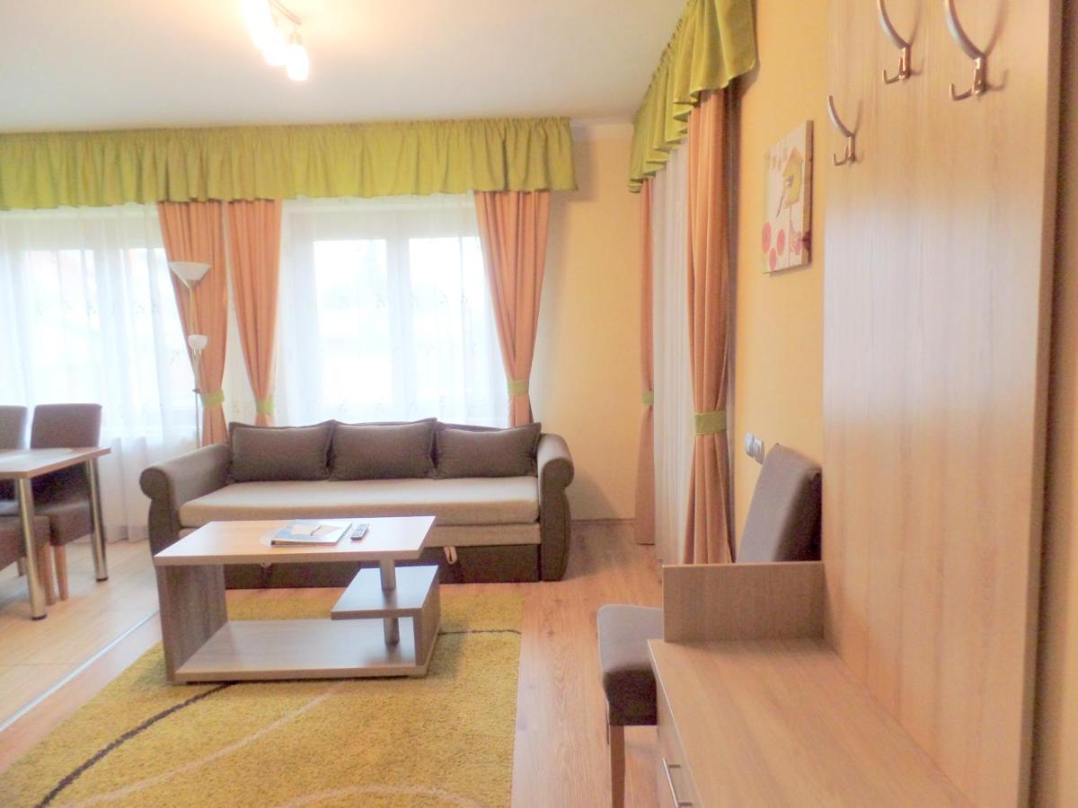 Apartman Siesta Buek - Buekfuerdo Eksteriør billede