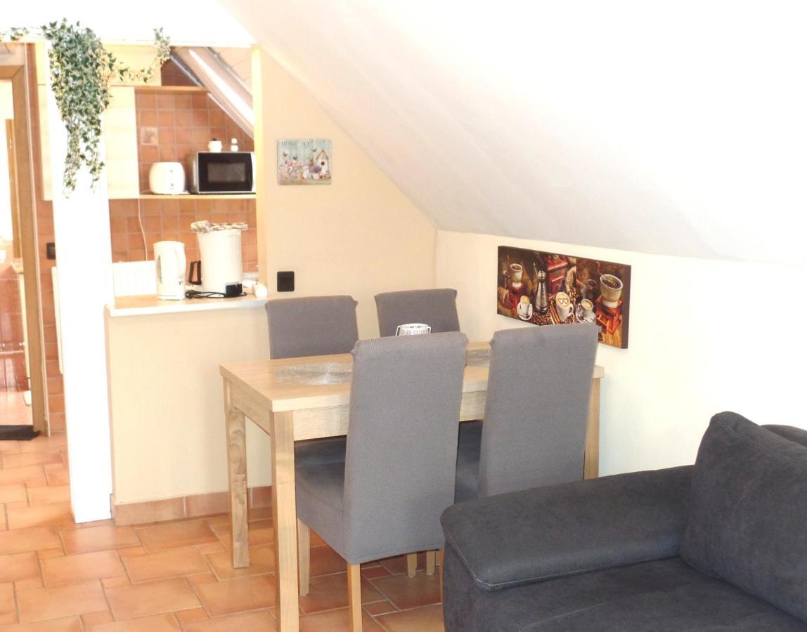 Apartman Siesta Buek - Buekfuerdo Eksteriør billede